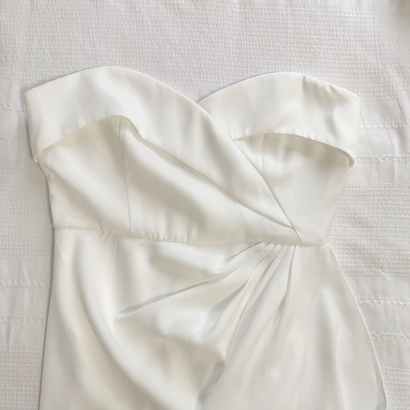 NWT YAURA WHITE  STRAPLESS SWEETHEART BRIDAL TRAIN EVENING FORMAL DRESS - L - Picture 7 of 11